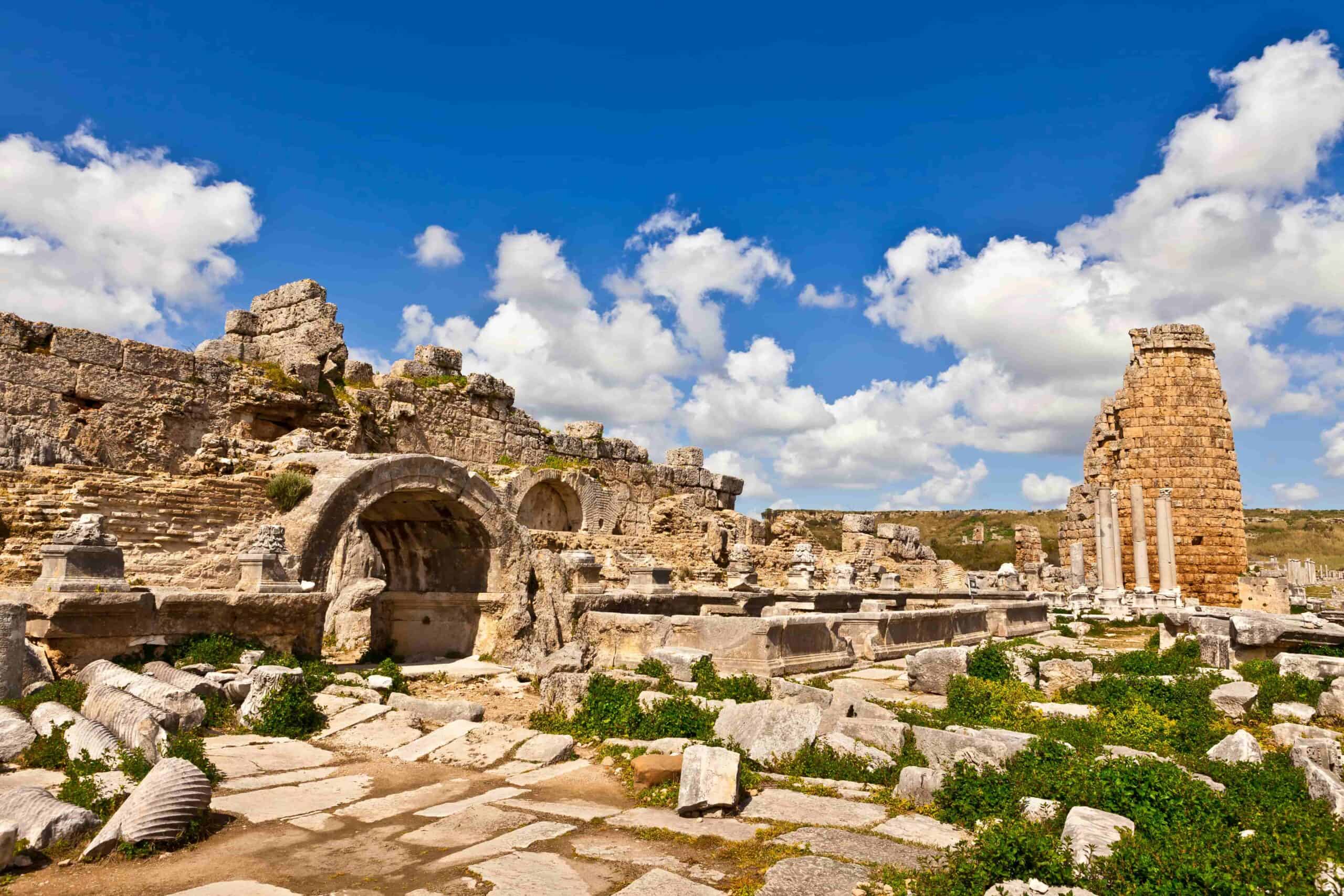 Perge Antik Kenti