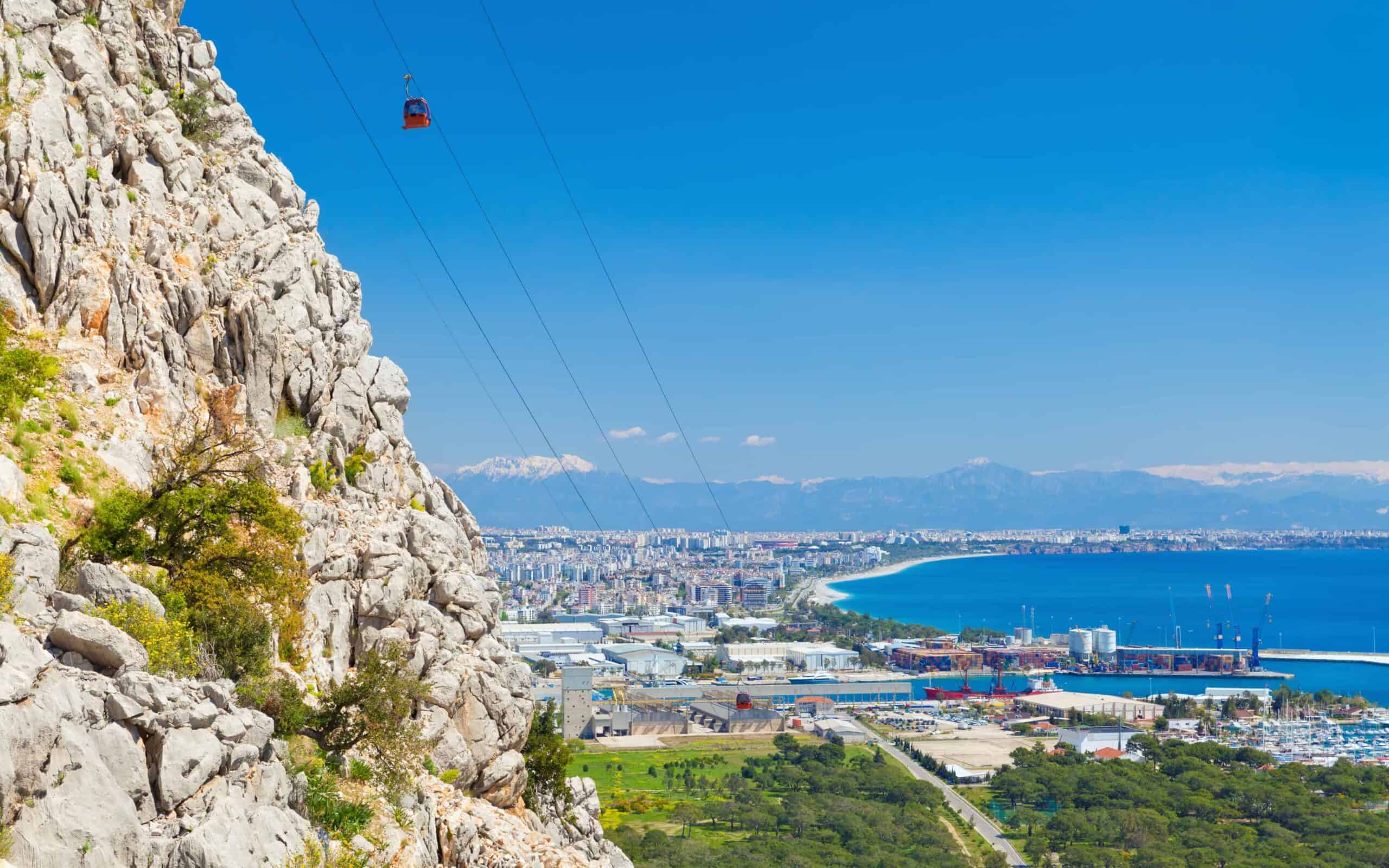 Tünek Tepe Teleferik ve Sosyal Tesisleri