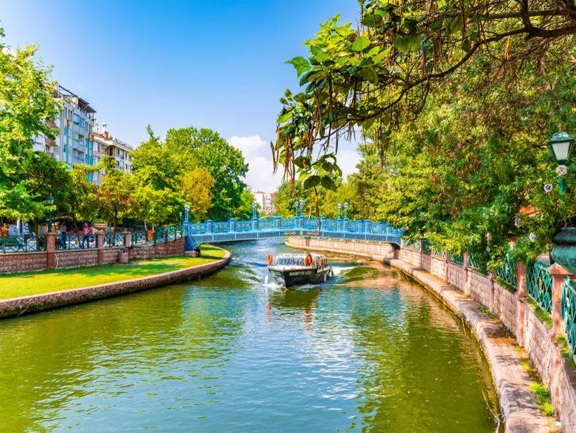Porsuk Nehri ve Eskişehir merkezinden geçen manzara