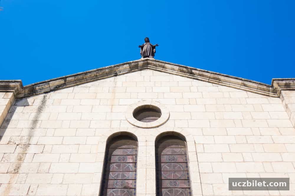 Bebekli Kilise