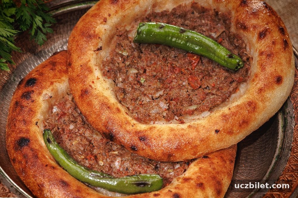 Bursa’da Ne Yenir? Lezzet Turu Yapacaklar İçin Bursa’nın Meşhur Yiyecekleri