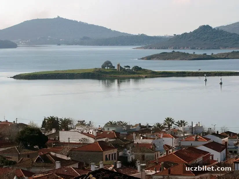 Cunda Tavuk Adası görünümü
