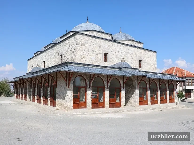 Eşrefoğlu Bedesteni görünümü