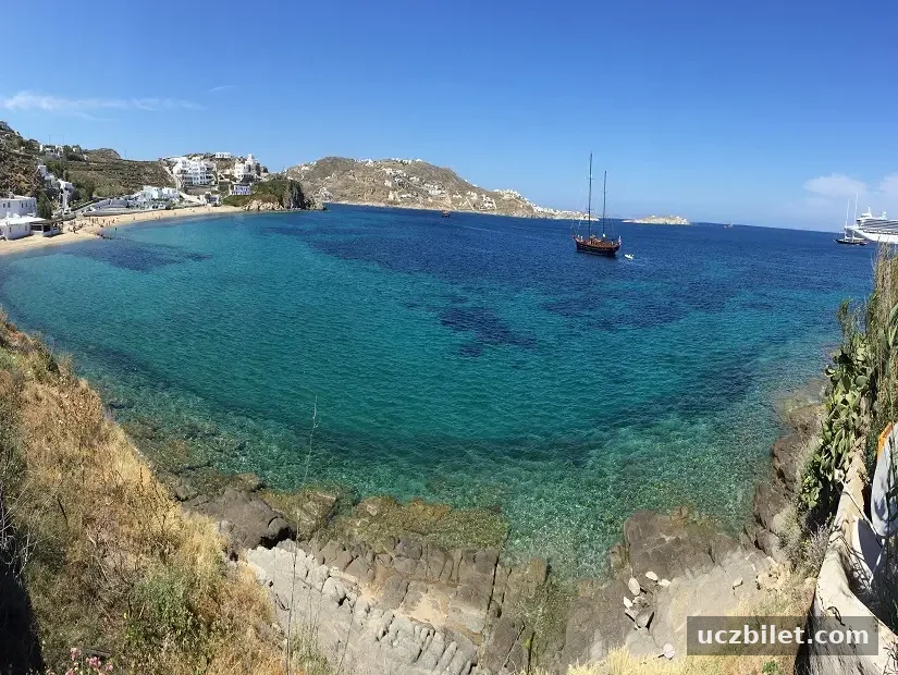 foça kaleburnu havadan görünümü