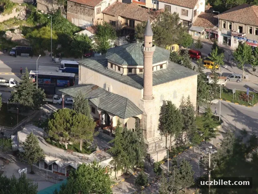 Gümüşlü Camii havadan görünümü