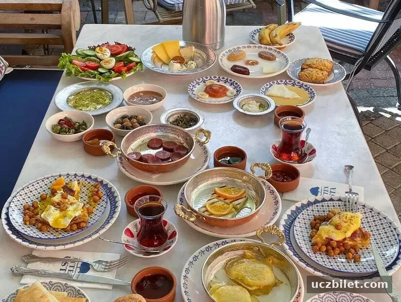 Gurme Ayten Usta