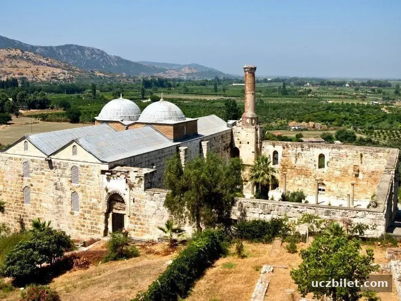 İsa Bey Camii havadan görünümü
