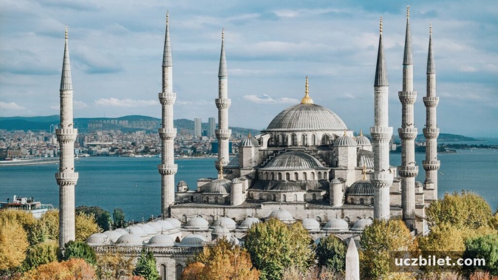 İstanbul’da gezilecek yerler: Tarihin ve modernizmin buluştuğu şehir 3