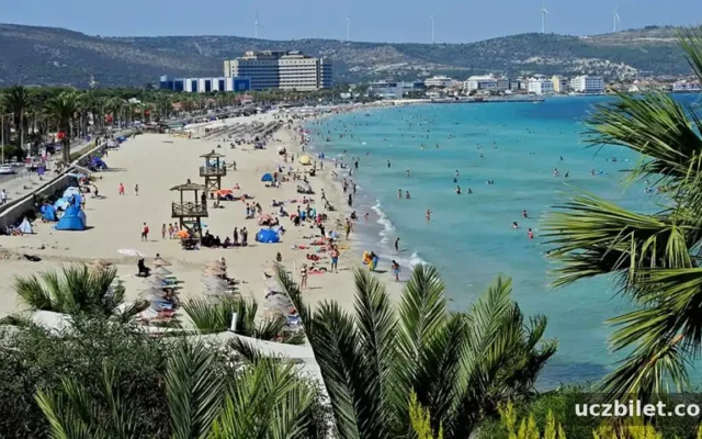 İzmir’de 2025 yazının favori 15 ücretsiz plajı ve koyu