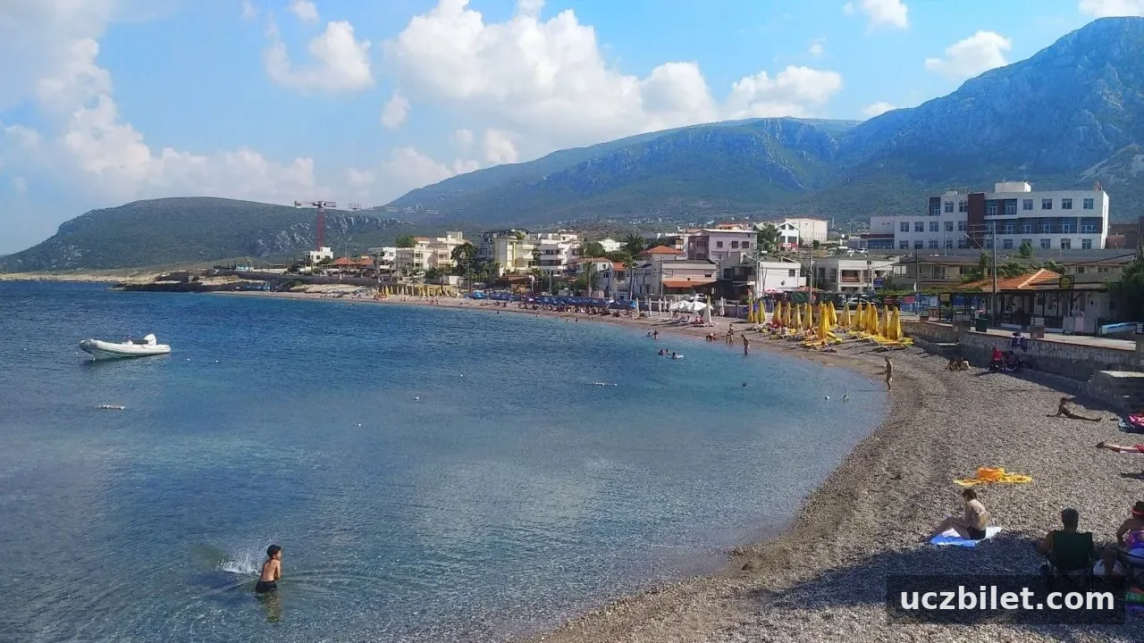 İzmir’de toplu taşıma araçlarının ortak huzurlu rotası: Bu sessiz plajın berrak sularında yeniden doğacaksınız