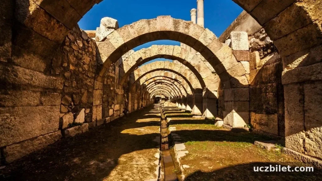 İzmir’in en fotojenik noktaları: Fotoğraf tutkunları için keşfedilmesi gereken 10 nokta