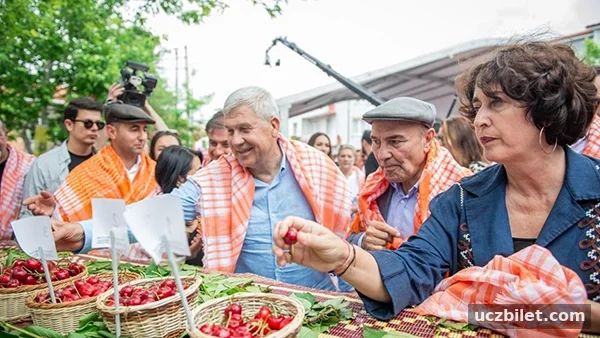 İzmir'in şirin bir köyü: Üstelik kiraz festivaliyle meşhur