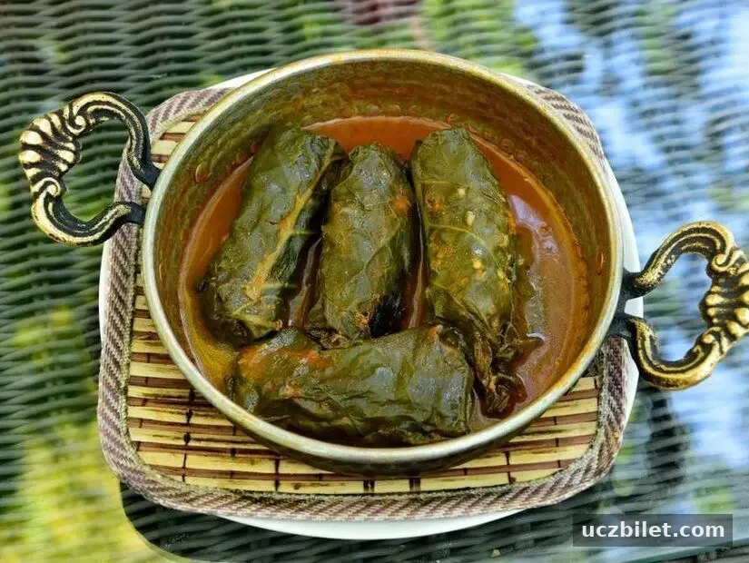 Kara lahana sarması