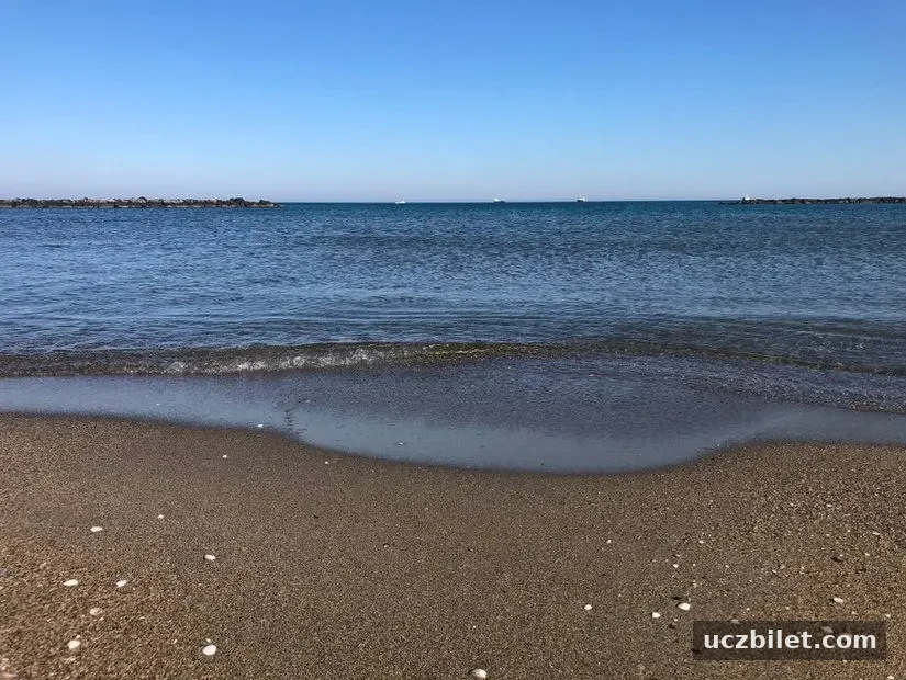 Karasu Plajı, Sakarya güneşli günde denizin eşsiz manzarası