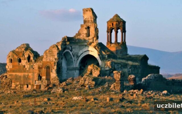 Kars’ta Gezilecek Yerler ve Konaklama Seçenekleri