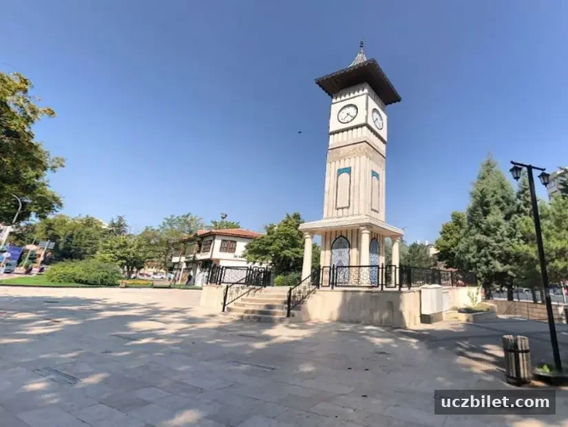 Kütahya Saat Kulesi görünümü