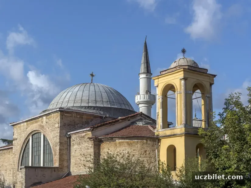Kuzguncuk Yeni Camii dış göörünümü