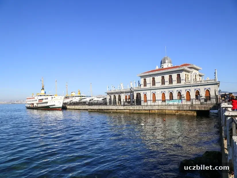 Maltepe-Büyükada-Heybeliada-Burgazada-Kınalıada vapuru