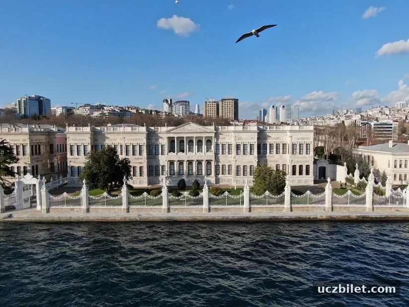 Milli Saraylar Resim Müzesi, Şeker Ahmet Paşa Çay Salonu & Limonluk Kafe görünümü