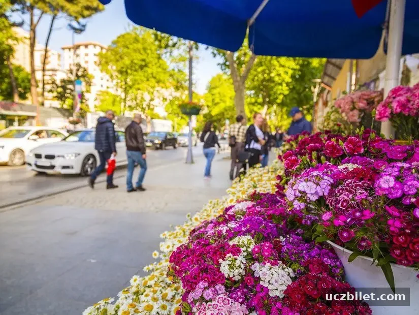 ön planda Bağdat Caddesi'nde satılan renkli çiçekler