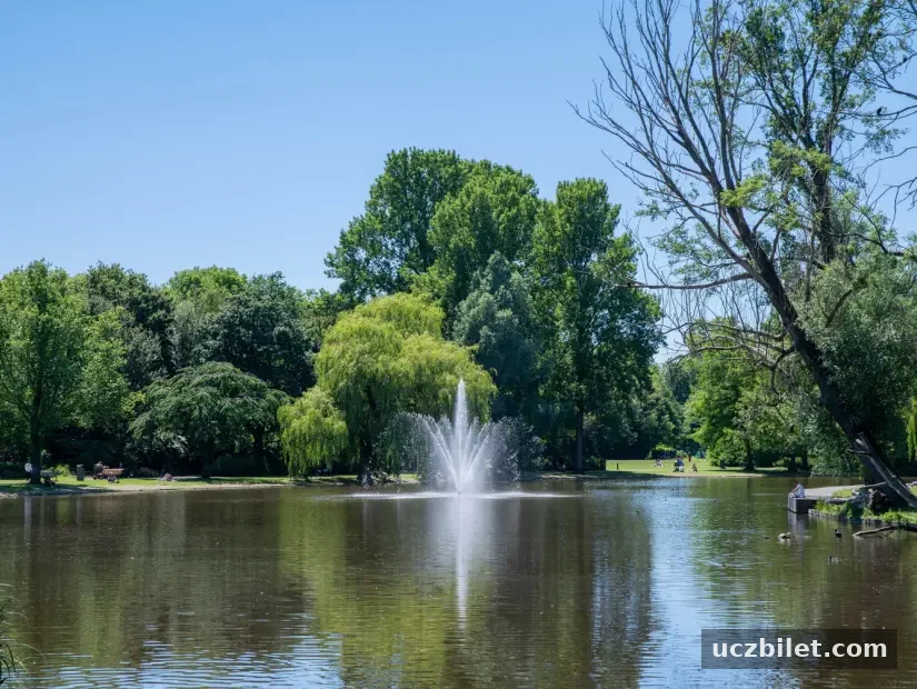 Oosterpark Parkındaki Gölet