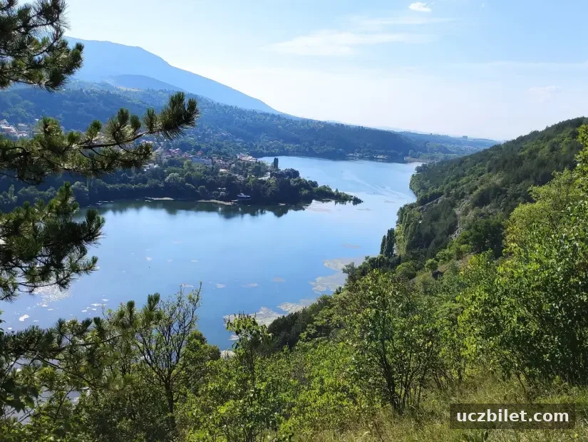 Pancharevo Gölü havadan görünümü