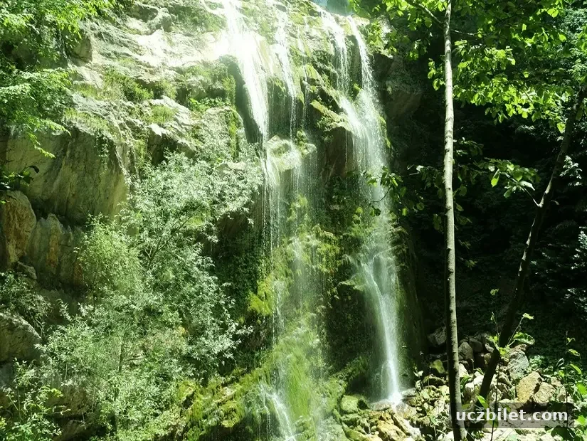 Saklıkent Şelalesi görünümü