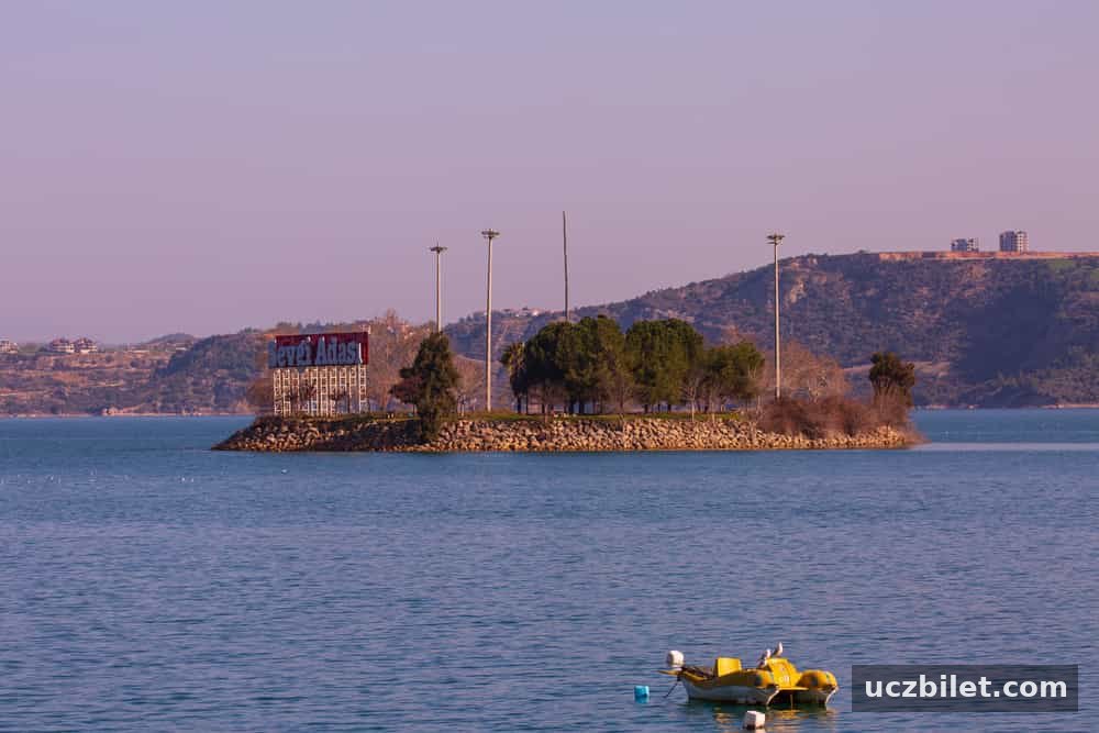 Sevgi Adası