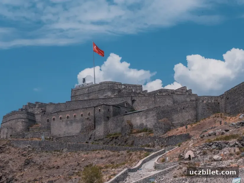 Tarihi Kars Surları görünümü