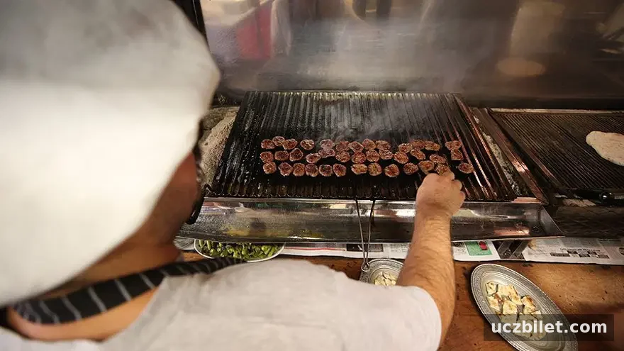 tarihi kayhan çarşısı, bursa'da ne yenir, bursa pideli köfte, bursa'da pideli köfte nerede yenir, lezzet durağı, döner kebabı 2