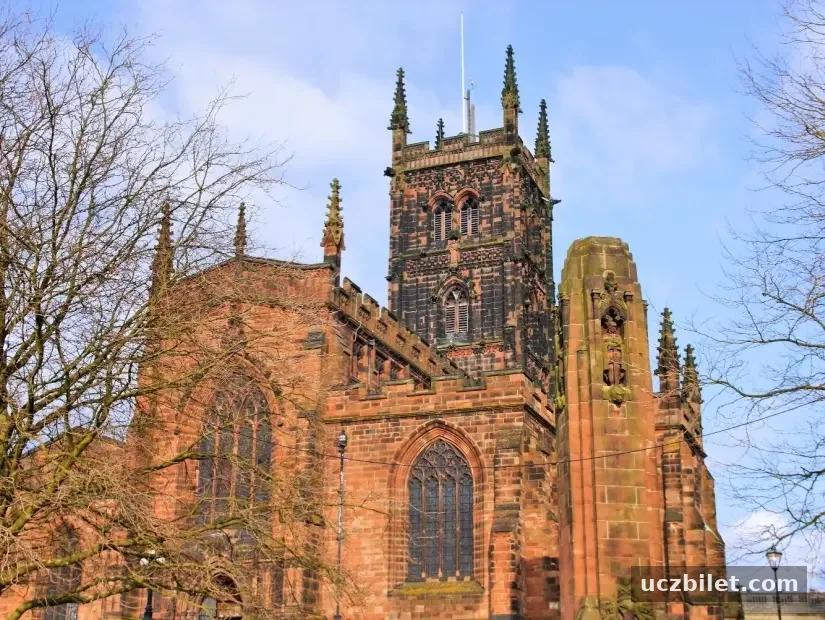 Wolverhampton, West Midlands, İngiltere'de. Aziz Petrus Collegiate Kilisesi.
